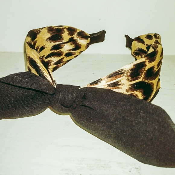 Woman's Large Animal Print Bow Headband-Brown - Picture 4 of 6